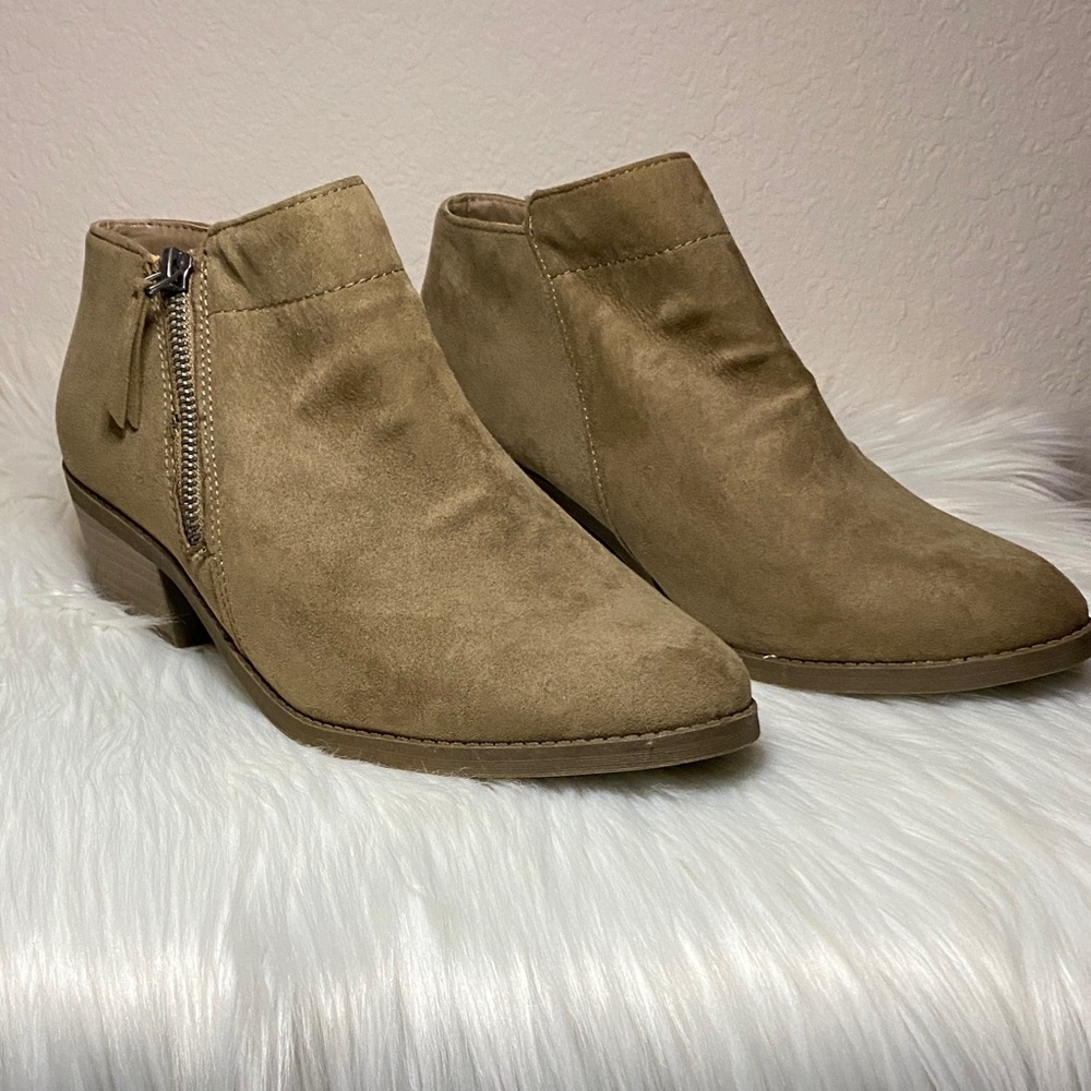 time and tru booties
